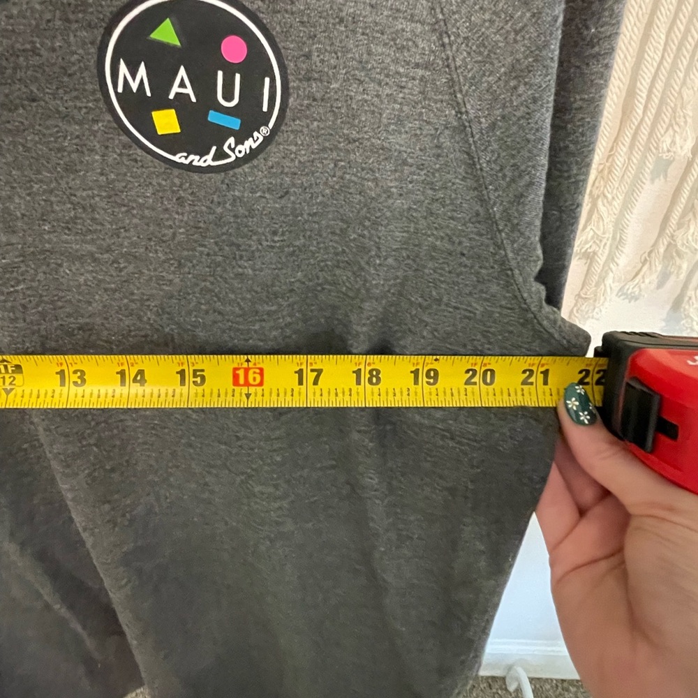 NWOT Maui & Sons Surf Skate Shirt Hoodie Size M UNISEX - Picture 7 of 7